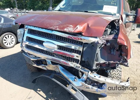 2006 Ford F250 Super Duty из США, поврежденный, VIN 1FTSW21P26EB36611